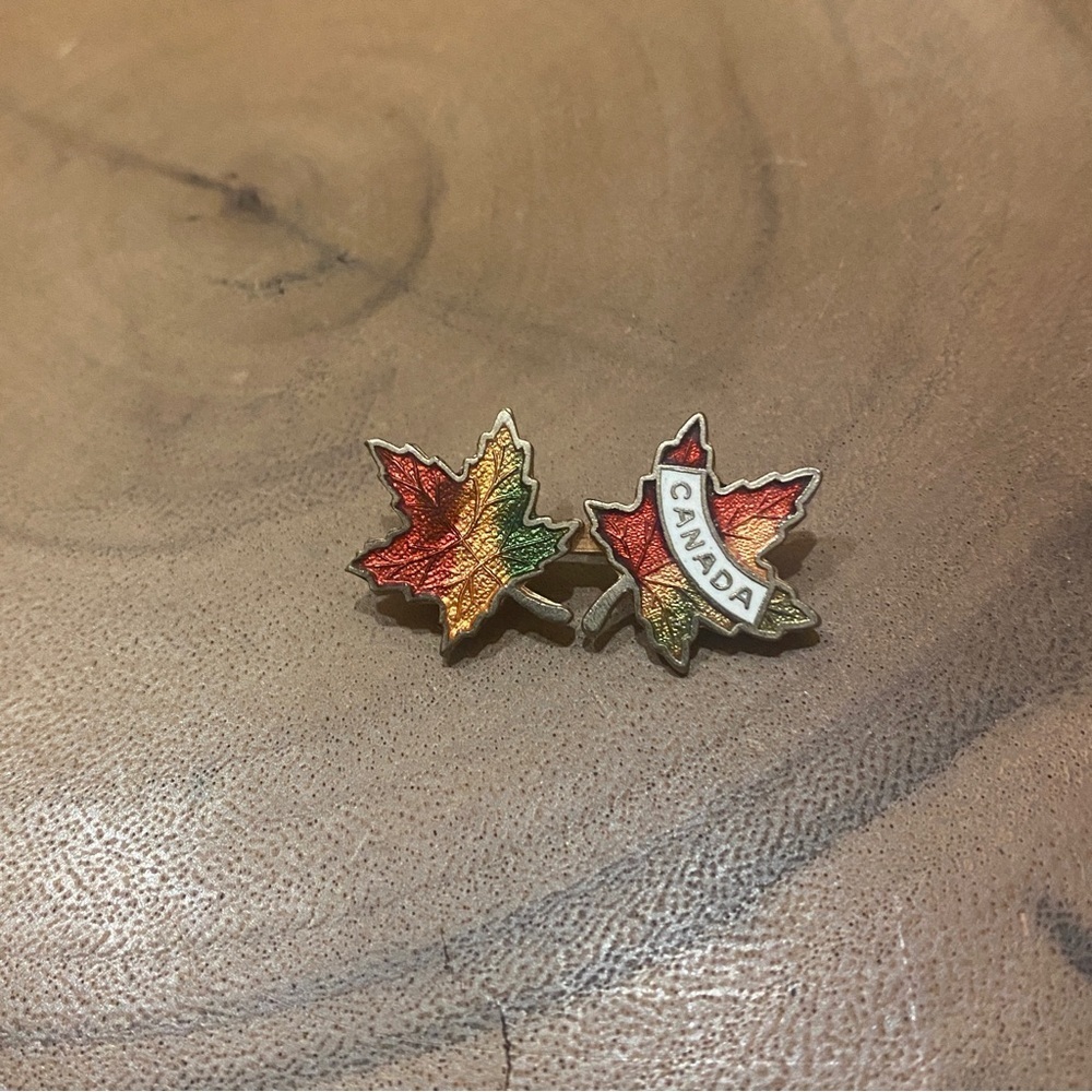 Canada maple leaf mini pin brooche autumn color‎ double leaves